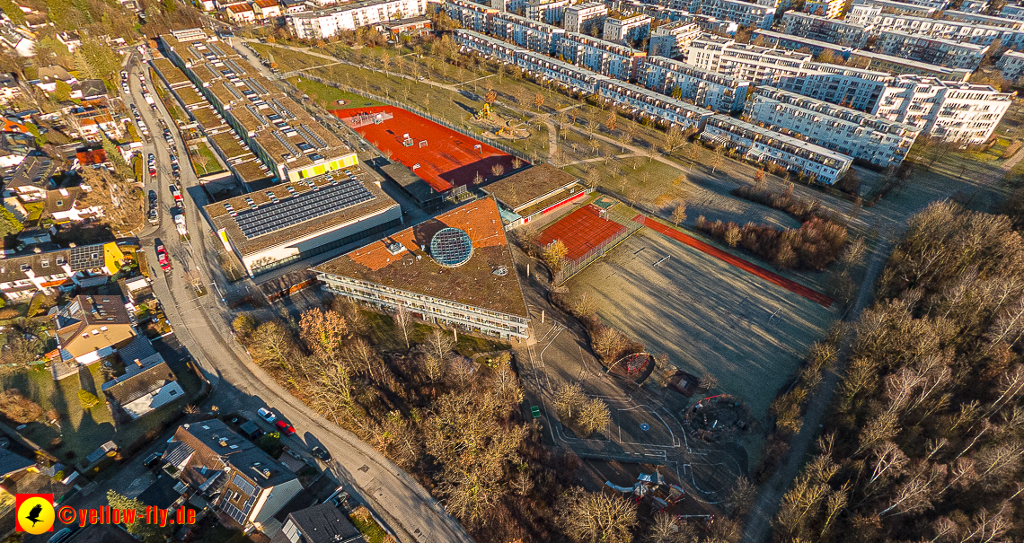 16.01.2023 - Luftbilder vom Marx-Zentrum und Gartenstadt Trudering